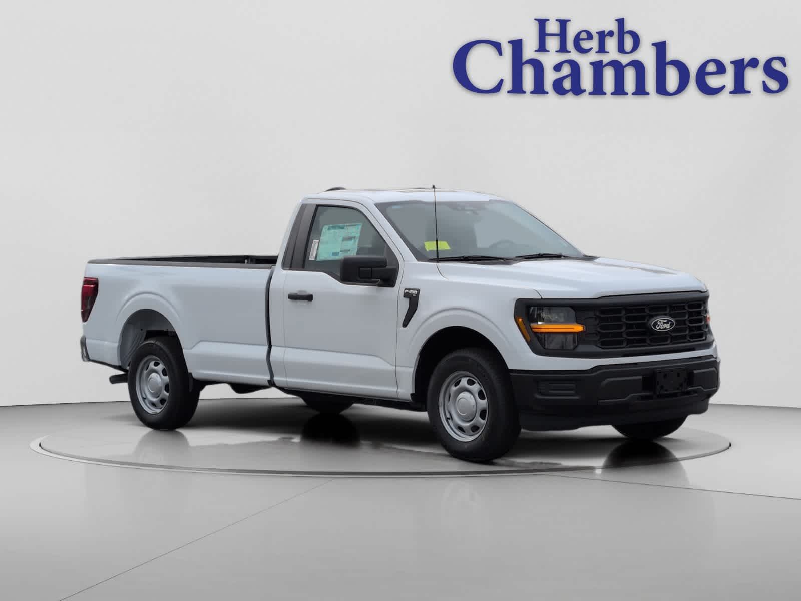 2025 Ford F-150 XL's photo