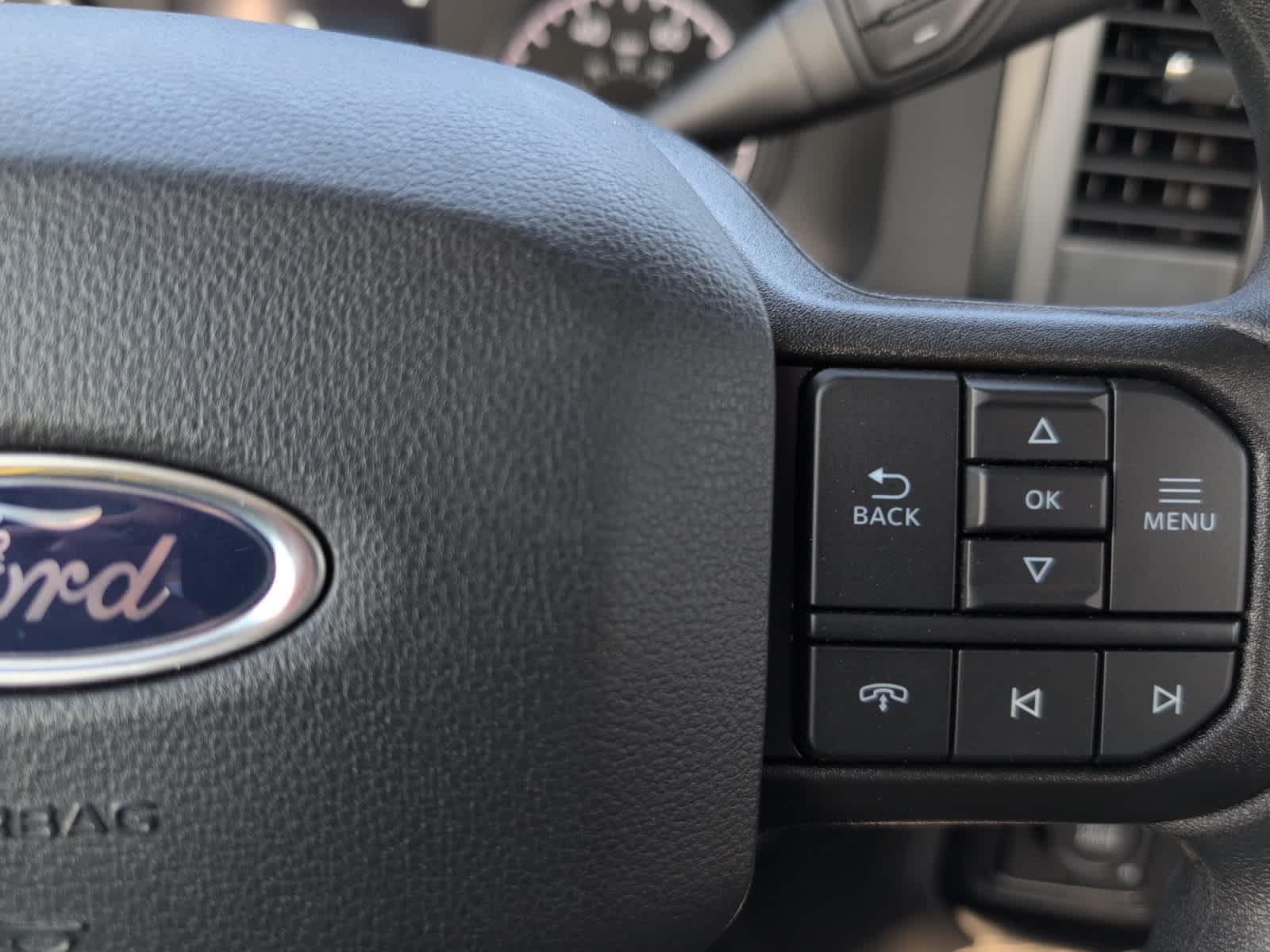 2025 Ford F-550 Super Duty Chassis Cab XL - Photo 26