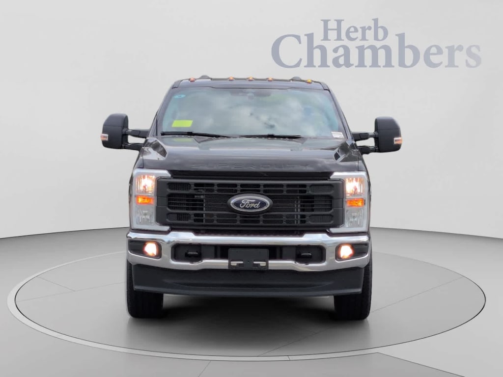 New 2026 Ford Super Duty F-350 SRW Pickup XL 4WD Reg Cab 8 Box Truck Regular Cab