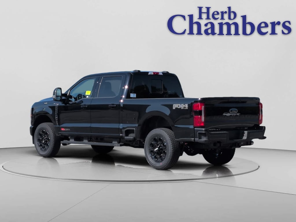 New 2026 Ford Super Duty F-350 SRW Lariat Truck Crew Cab