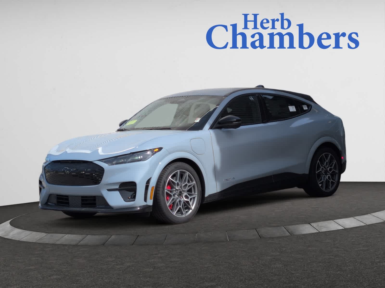 2025 Ford Mustang Mach-E GT photo 4