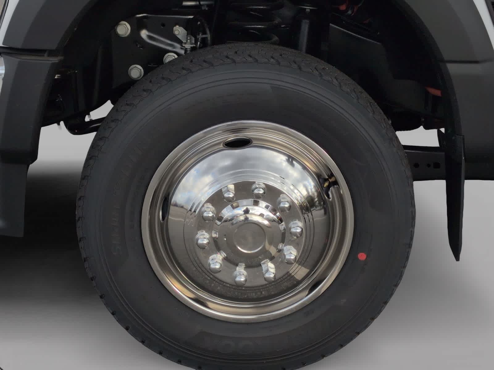 2025 Ford F-600 Super Duty Chassis Cab XL - Photo 7