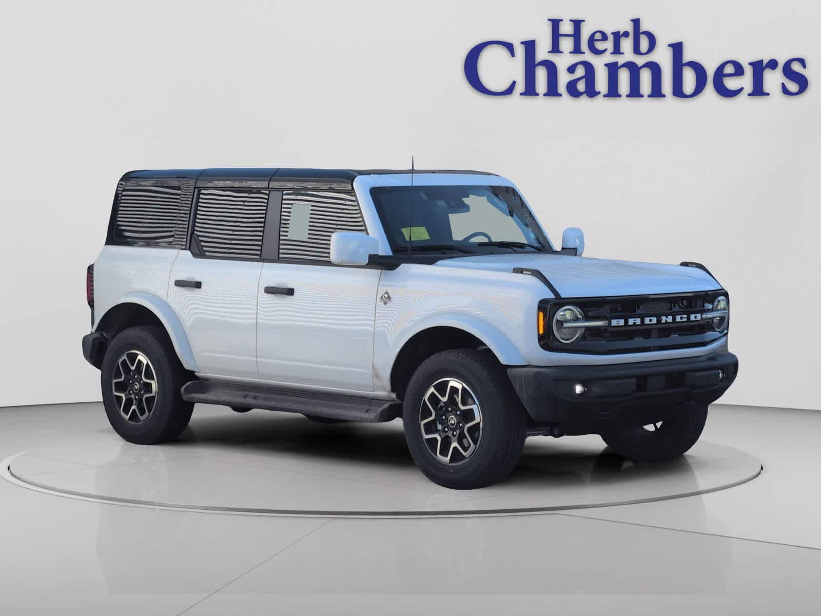 2026 Ford Bronco Outer Banks 4x4's photo