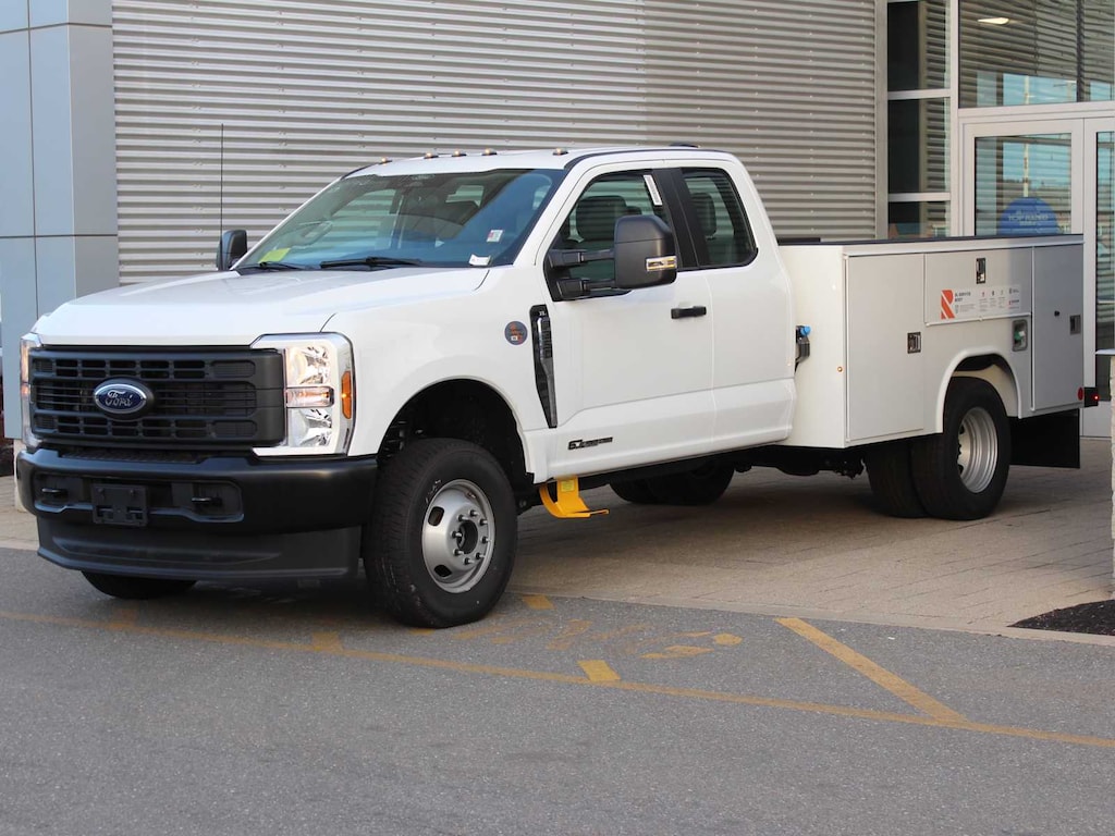 New 2024 Ford Super Duty F-350 DRW XL 4WD Supercab 168 WB 60 CA Truck Super Cab