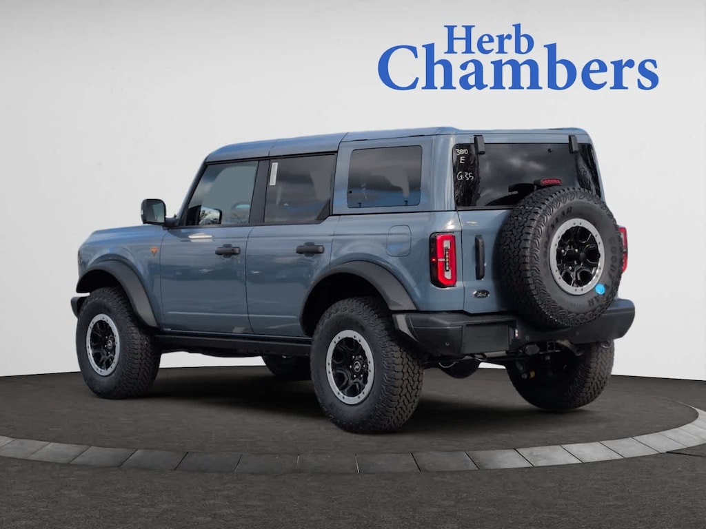 New 2025 Ford Bronco Badlands SUV