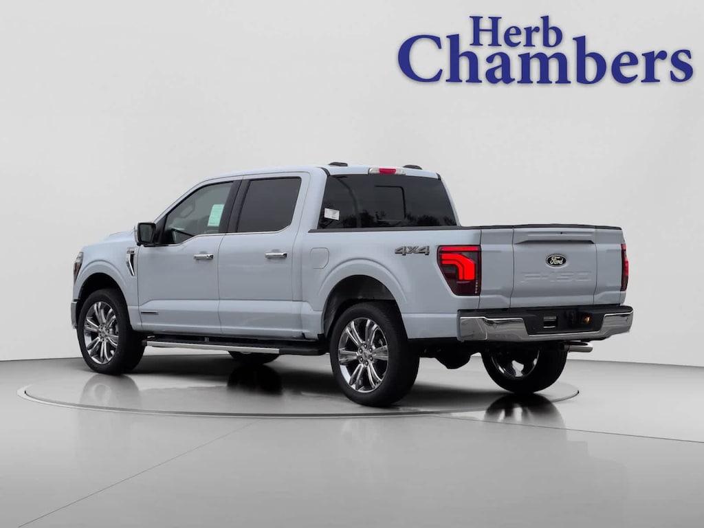 New 2025 Ford F-150 Lariat Truck SuperCrew Cab