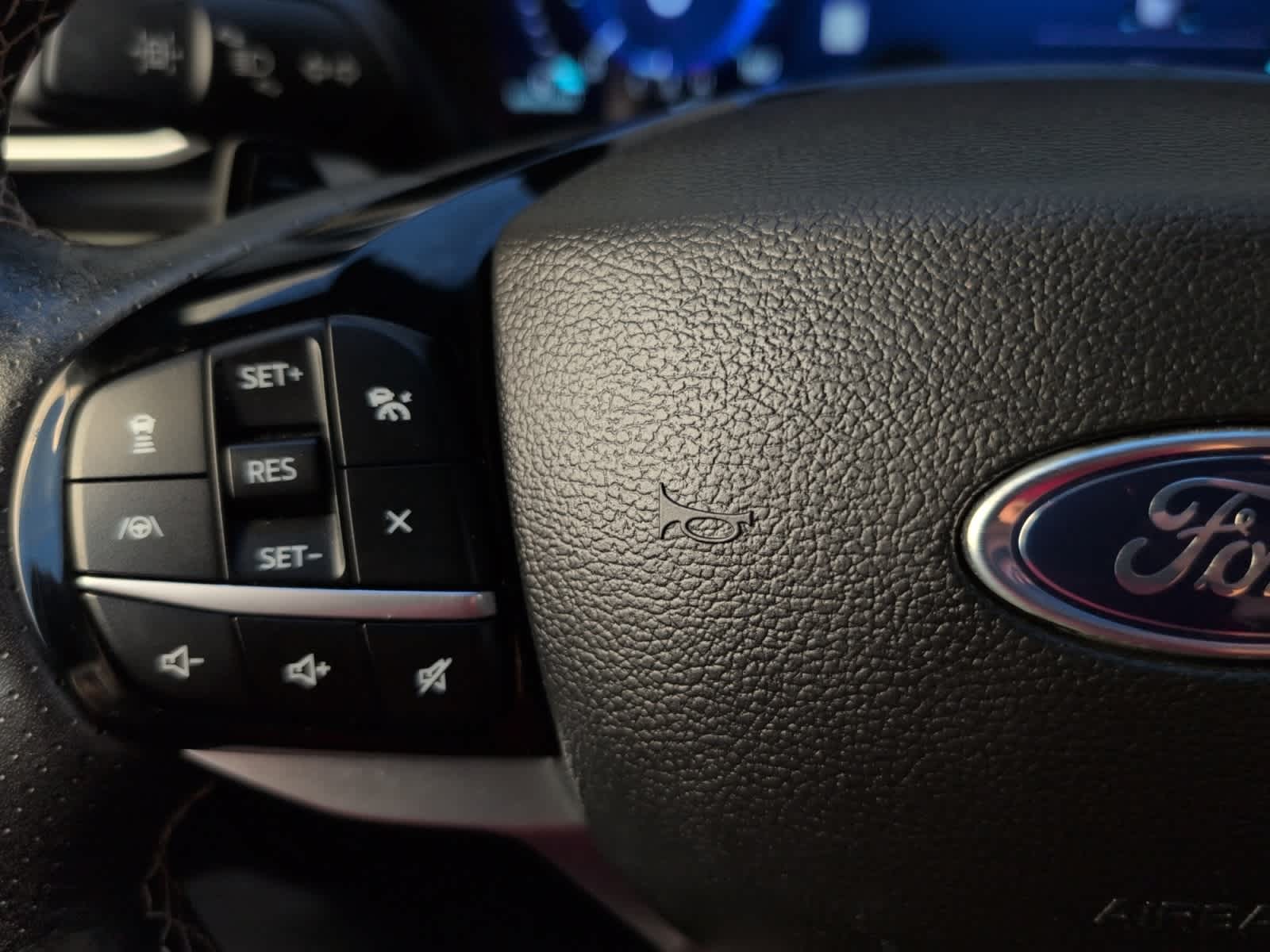 used 2023 Ford Explorer car, priced at $40,497