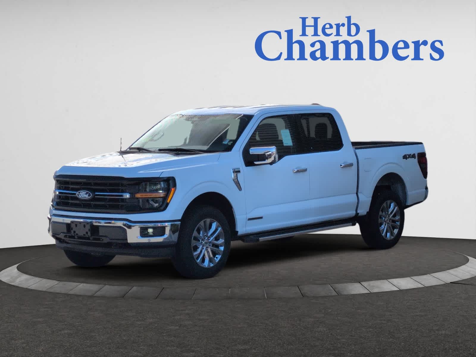 2025 Ford F-150 XLT photo 3