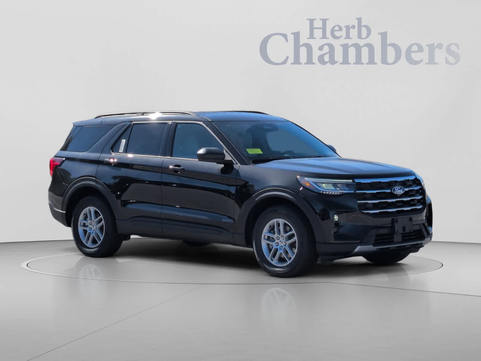 New 2027 Ford Explorer Active w/200A Pkg SUV HFWVGA00266 in Boston, MA