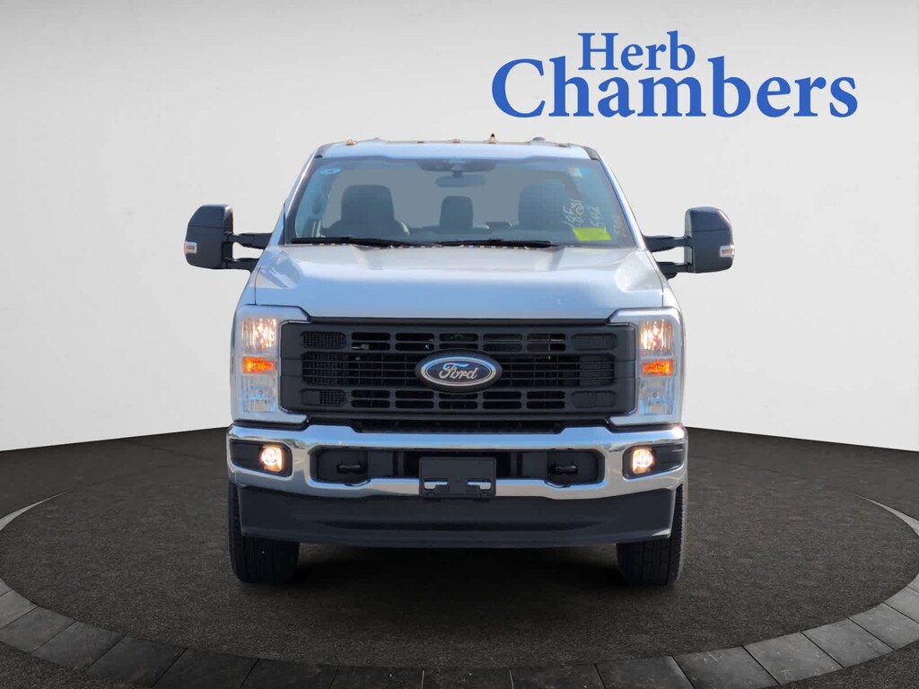New 2025 Ford Super Duty F-350 SRW XL 4WD Reg Cab 8 Box Truck Regular Cab