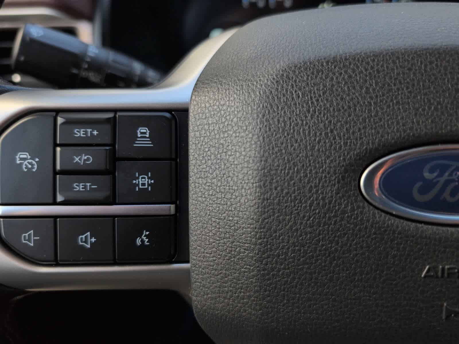 used 2023 Ford Expedition car, priced at $50,497