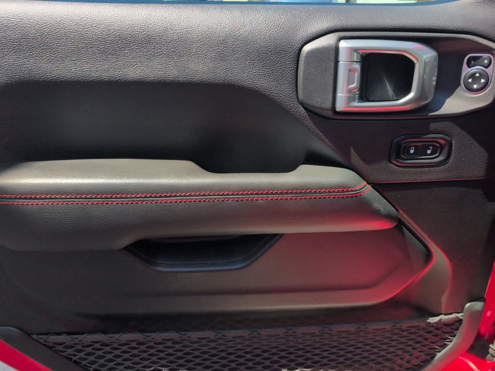 used 2021 Jeep Gladiator car, priced at $34,497