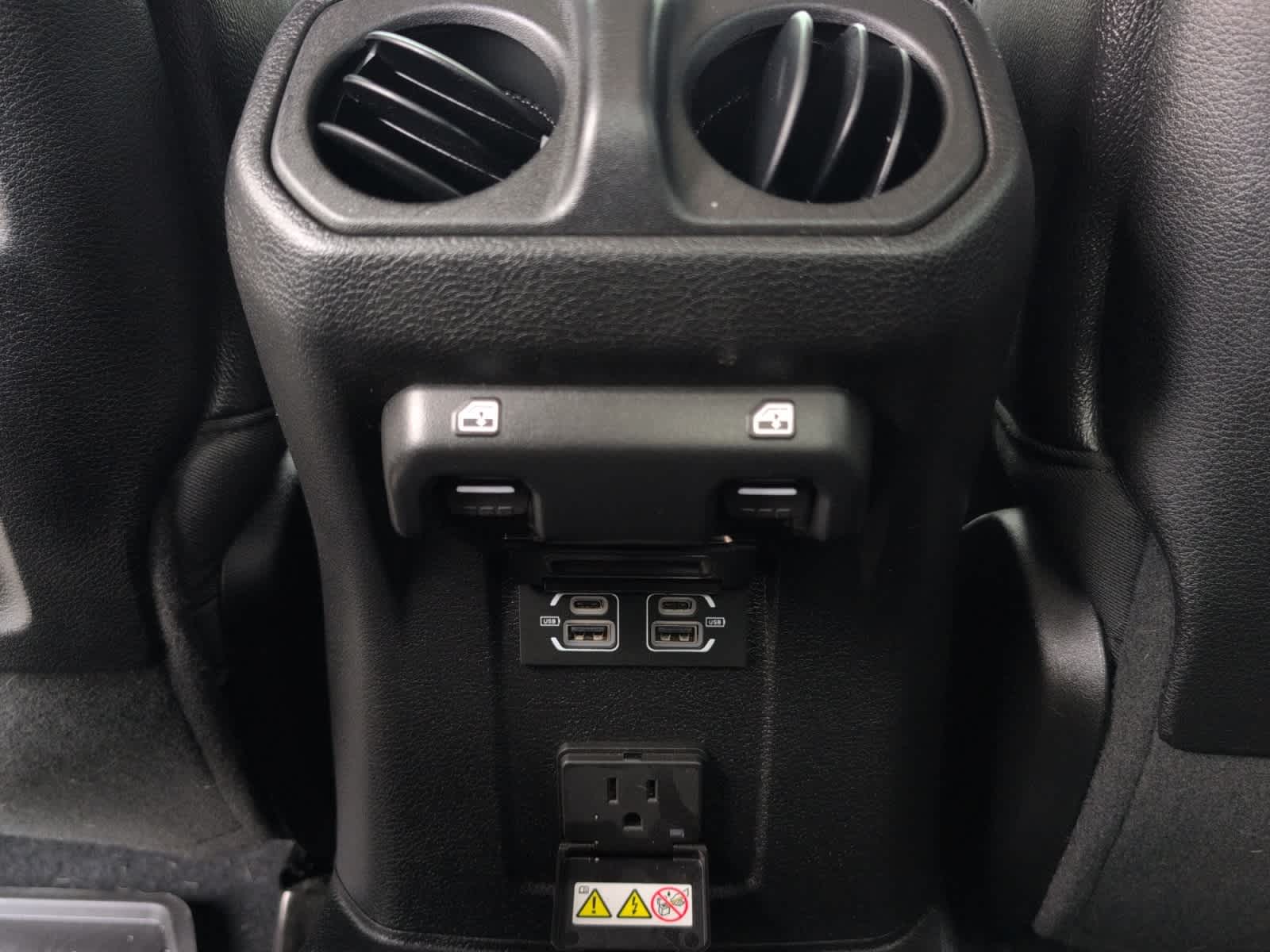 used 2023 Jeep Gladiator car, priced at $38,997