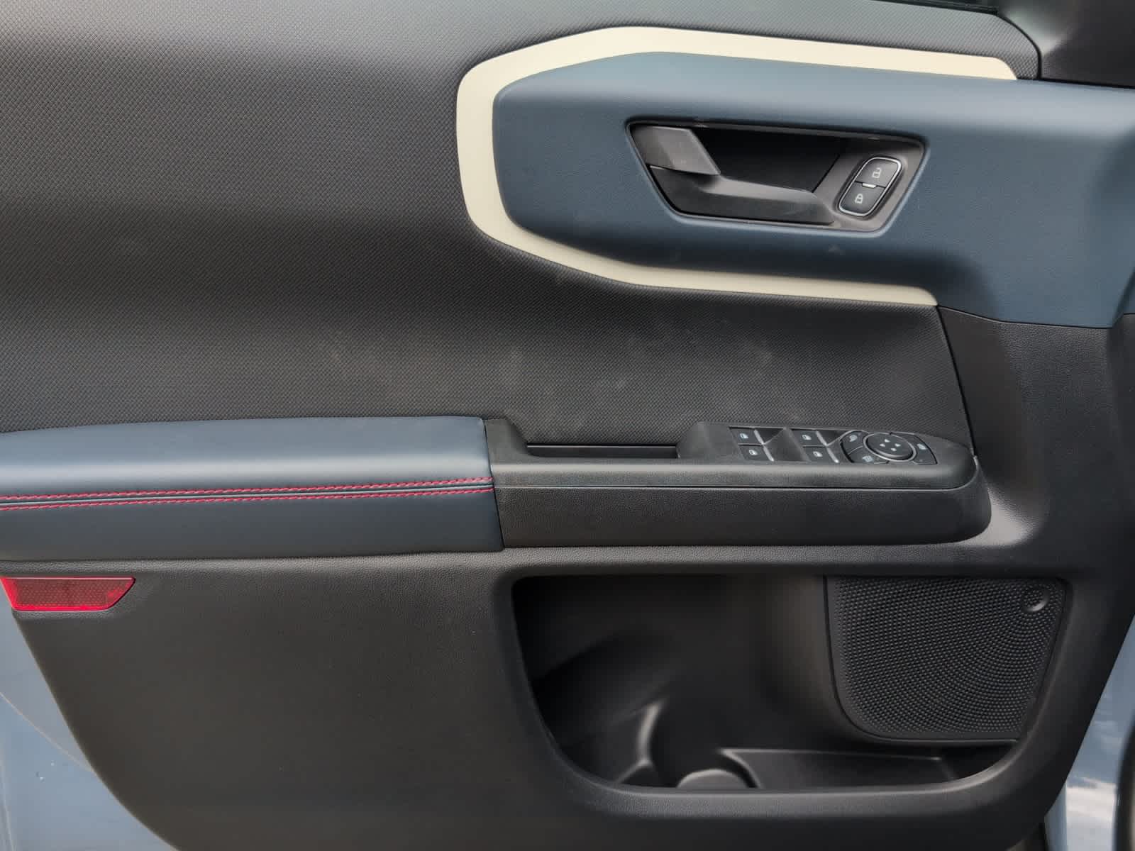 new 2025 Ford Bronco Sport car, priced at $38,667