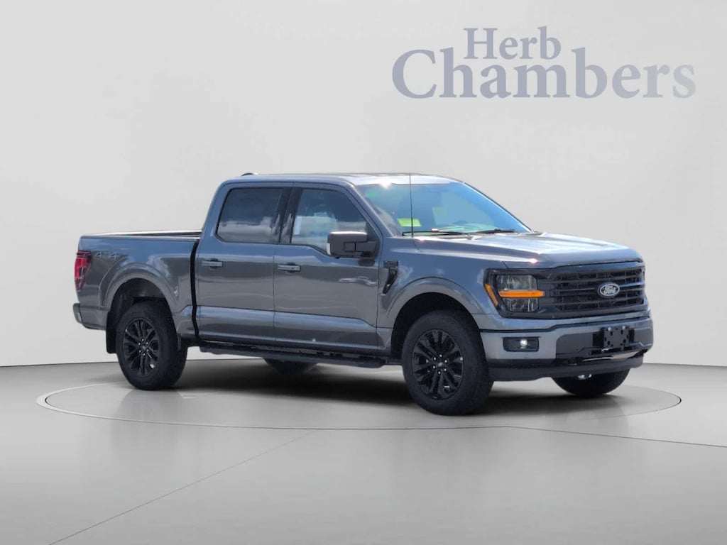 New 2026 Ford F-150 XLT 4WD Supercrew 5.5 Box Truck SuperCrew Cab