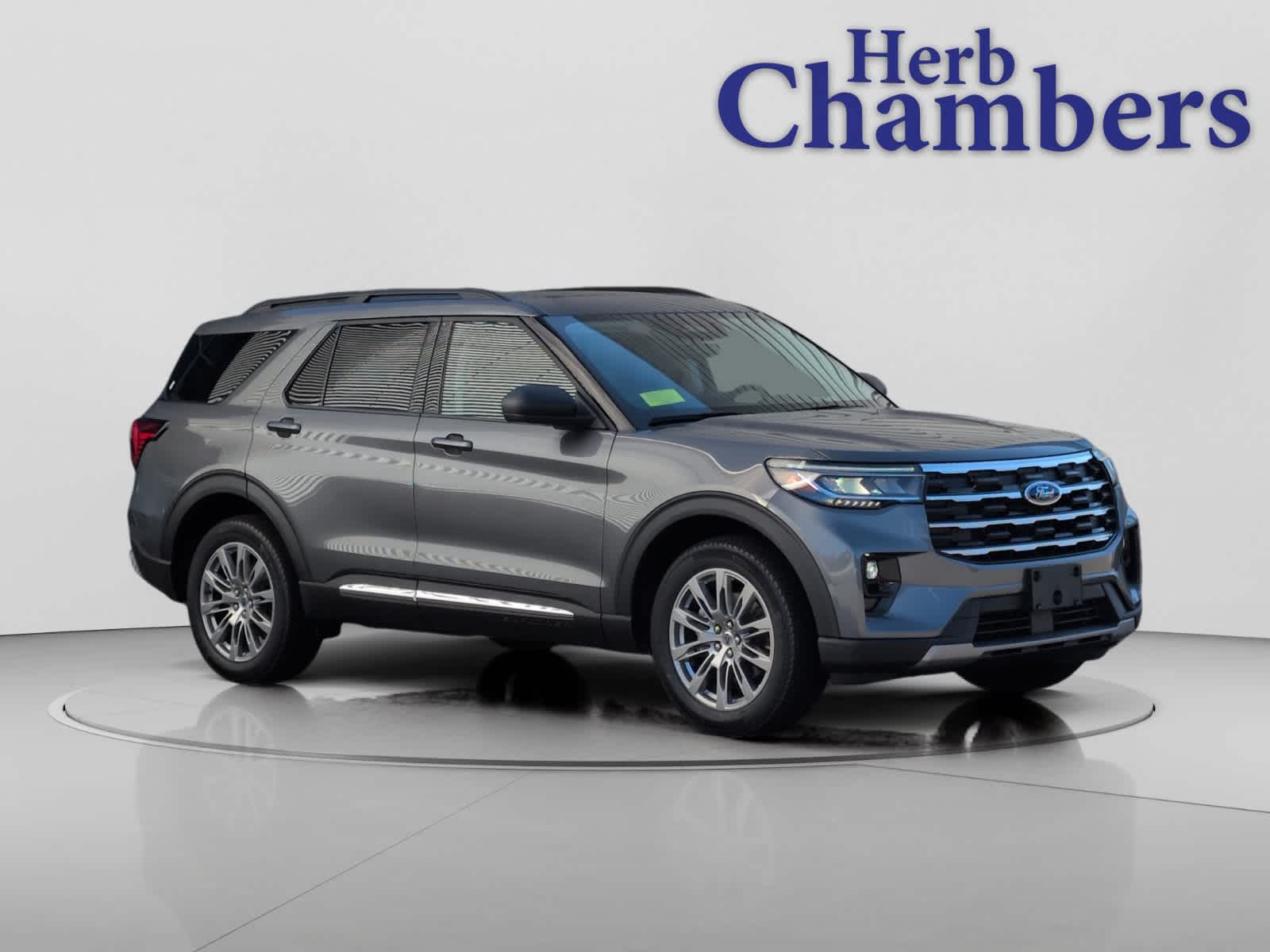 2025 Ford Explorer Active's photo