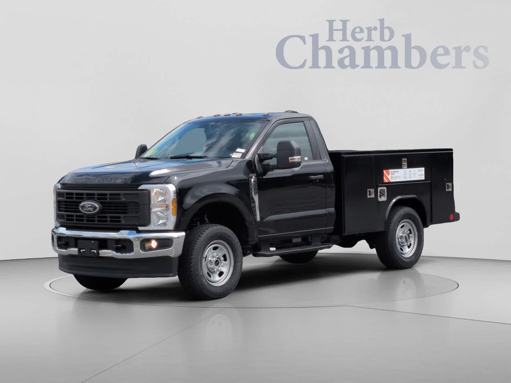 New 2026 Ford Super Duty F-350 SRW Pickup XL 4WD Reg Cab 8 Box Truck Regular Cab