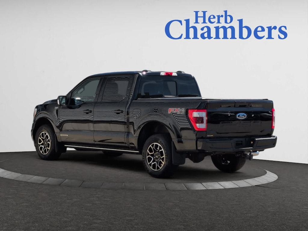 Used 2022 Ford F-150 Lariat 4WD Supercrew 5.5 Box Truck SuperCrew Cab