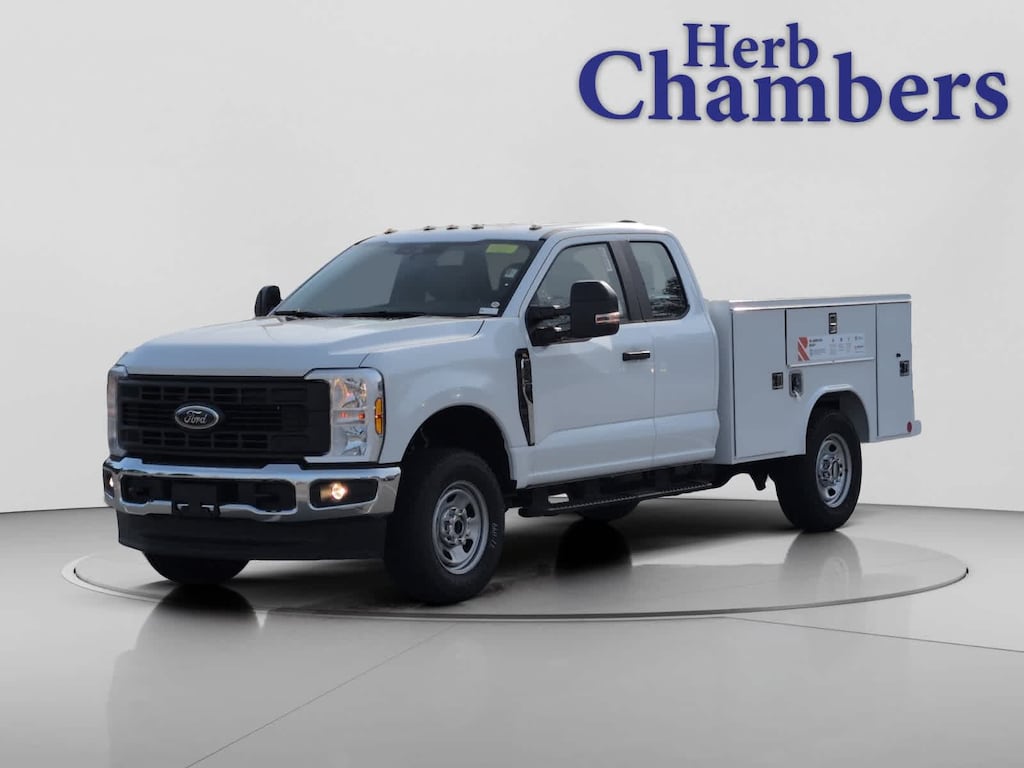 New 2025 Ford Super Duty F-350 SRW XL 4WD Supercab 8 Box Truck Super Cab
