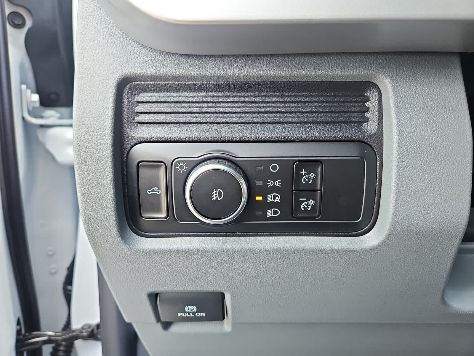 2025 Ford F-250 Super Duty XL - Photo 13