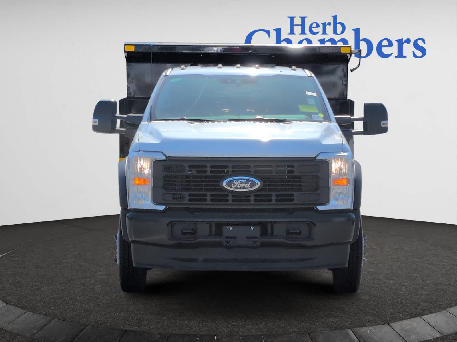 2024 Ford F-450 XL photo 2