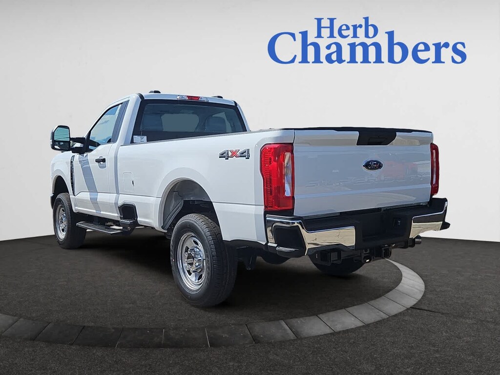 New 2025 Ford Super Duty F-350 SRW XL 4WD Reg Cab 8 Box Truck Regular Cab