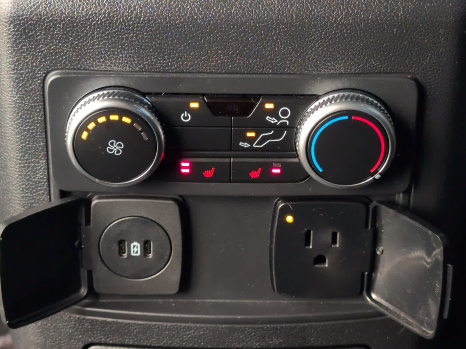 used 2023 Ford Explorer car, priced at $40,497