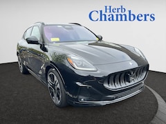 2025 Maserati Grecale Folgore SUV New 2025 Maserati Grecale Folgore SUV near Boston, MA