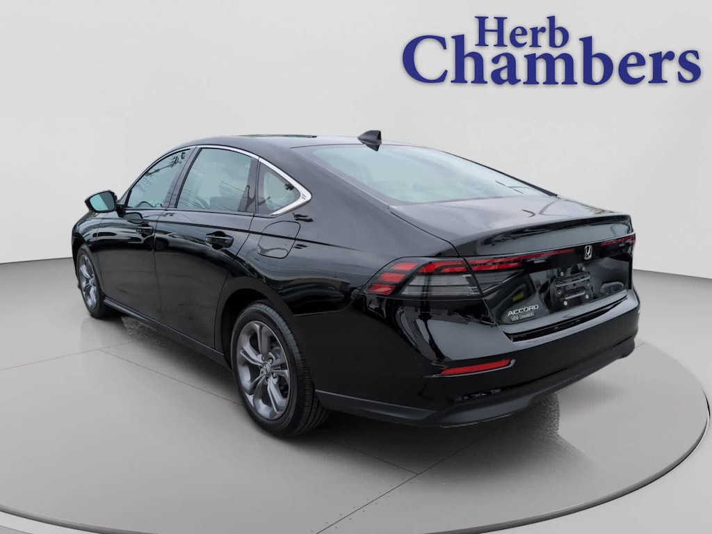 Used 2024 Honda Accord EX Sedan