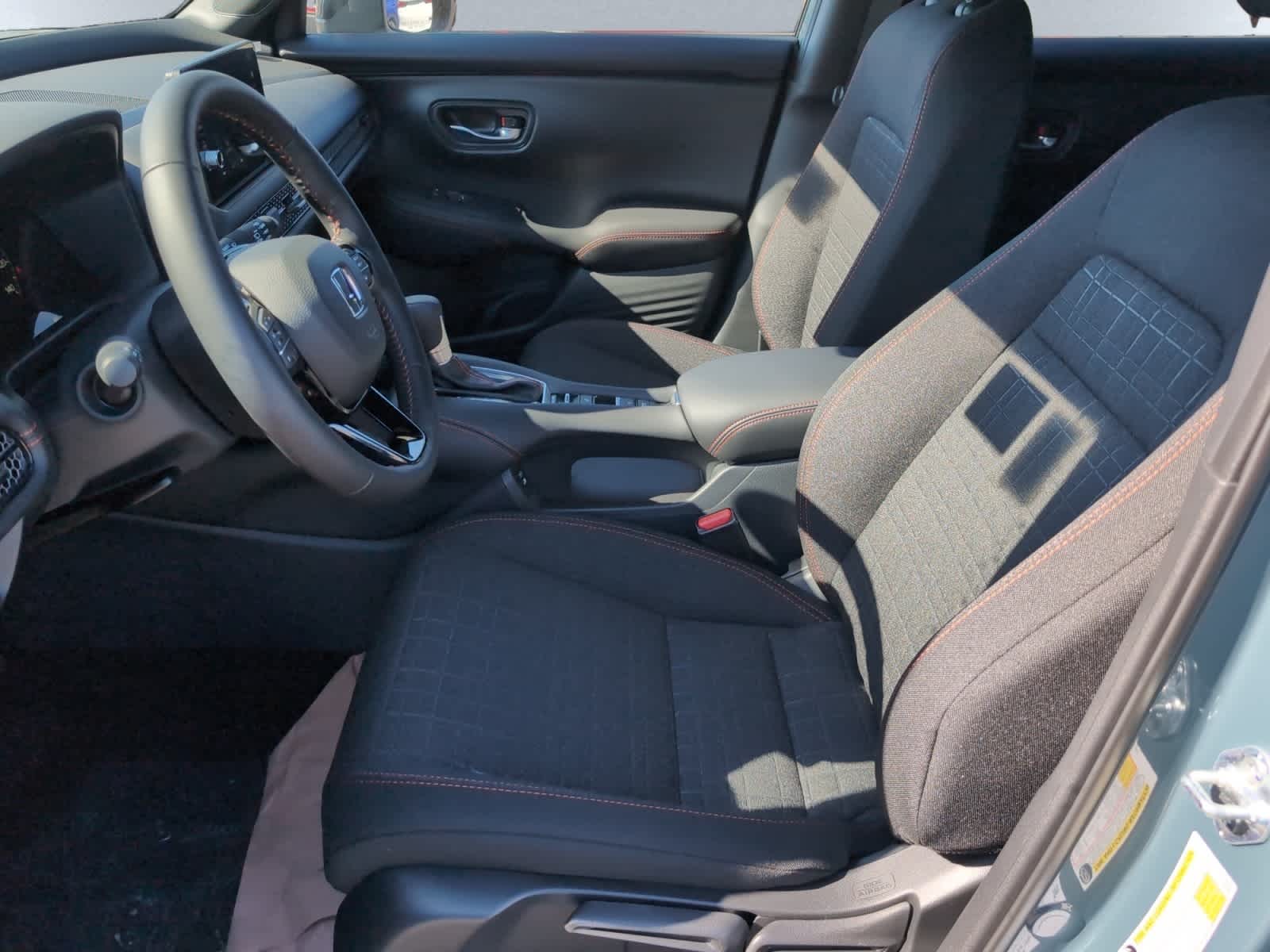 2026 Honda HR-V Sport - Photo 17