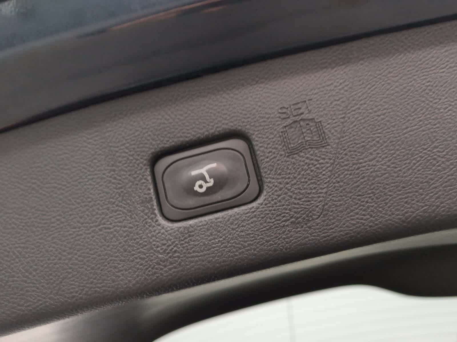 used 2024 Ford Edge car, priced at $23,898