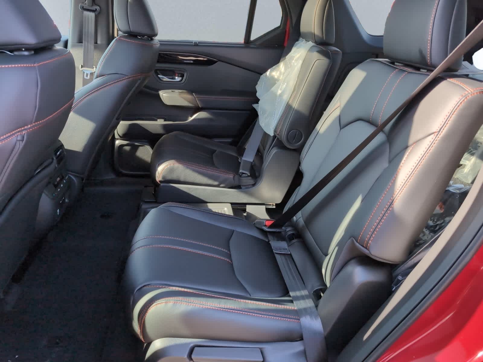 new 2025 Honda Pilot car, priced at $51,350