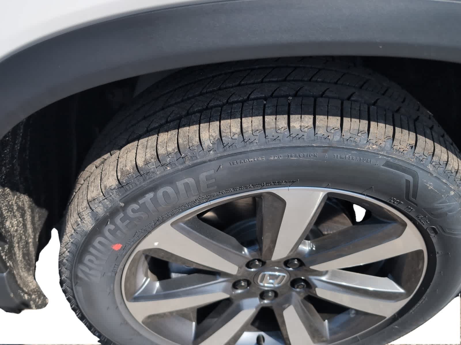 new 2025 Honda Pilot car, priced at $51,550