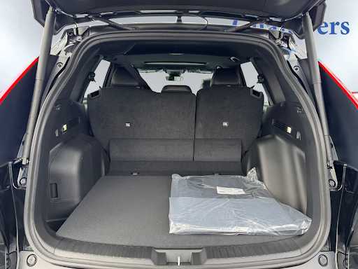 new 2026 Honda CR-V Hybrid car, priced at $41,675