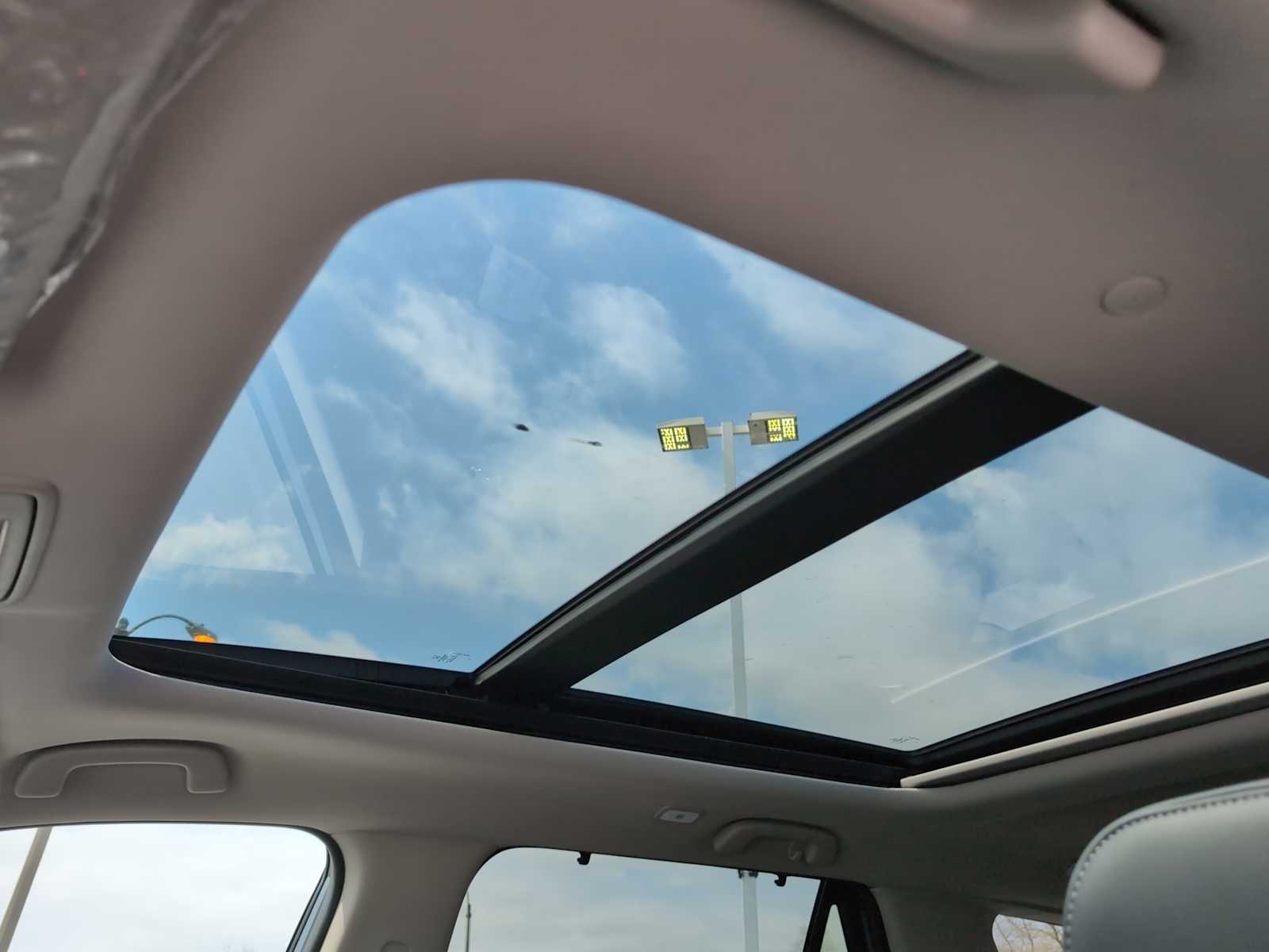 new 2025 Honda Pilot car, priced at $53,405