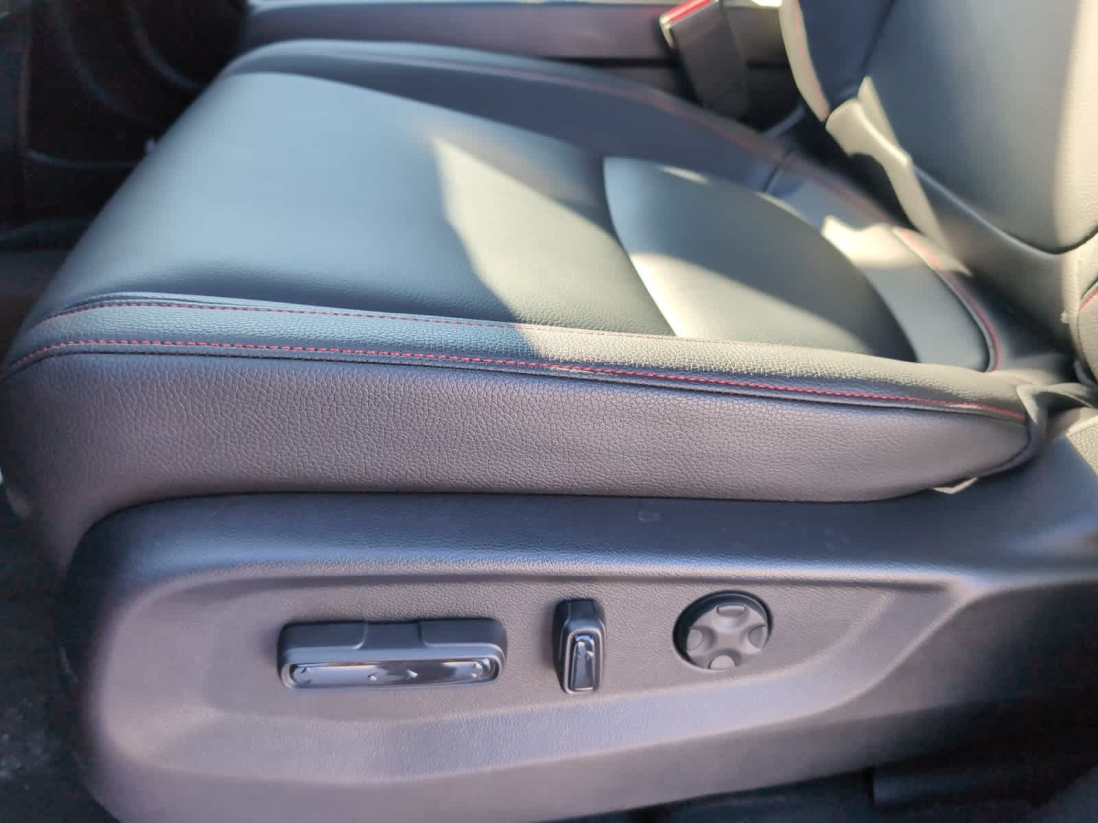 new 2026 Honda Odyssey car, priced at $45,845