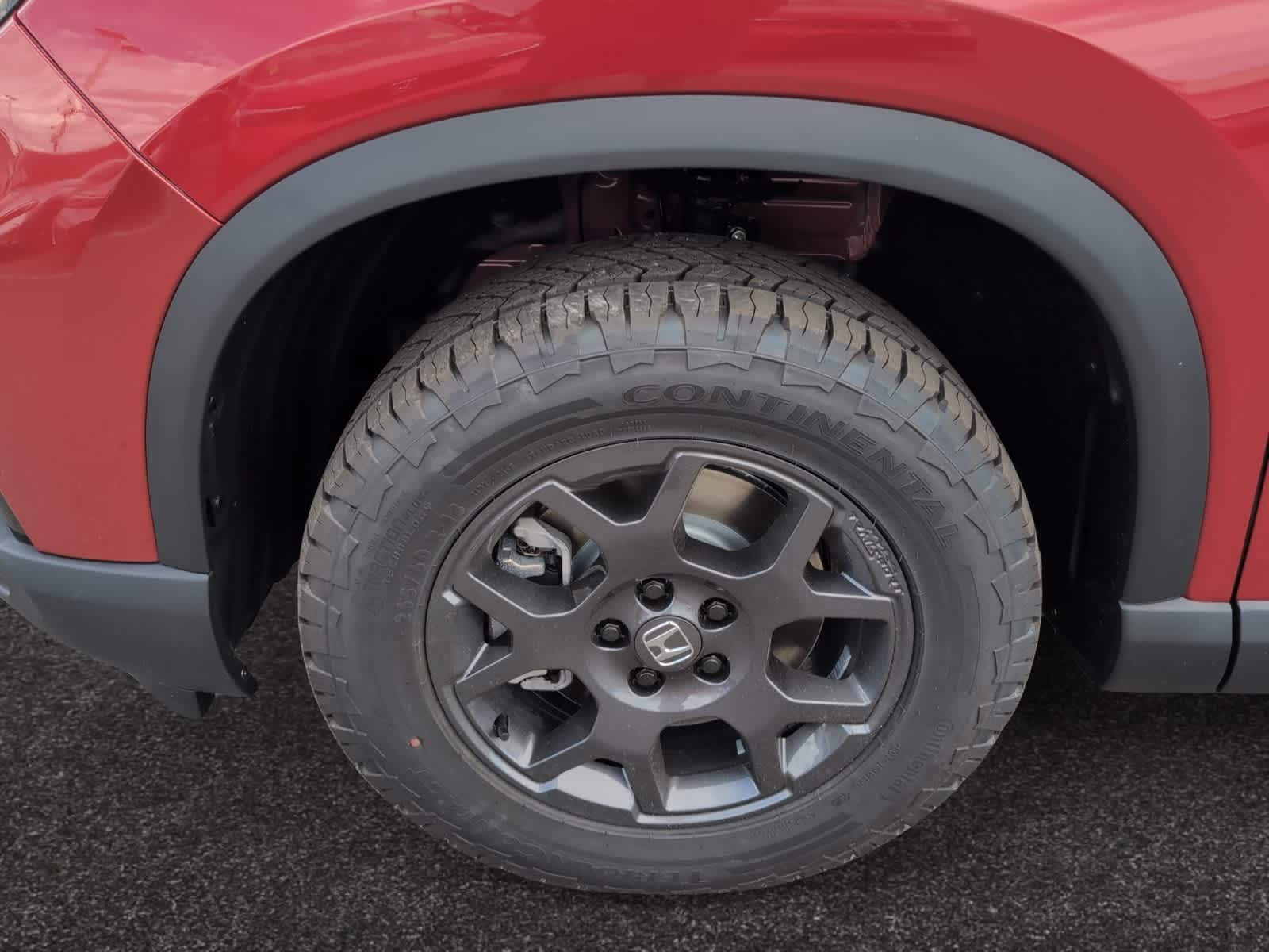 new 2025 Honda Pilot car, priced at $51,350