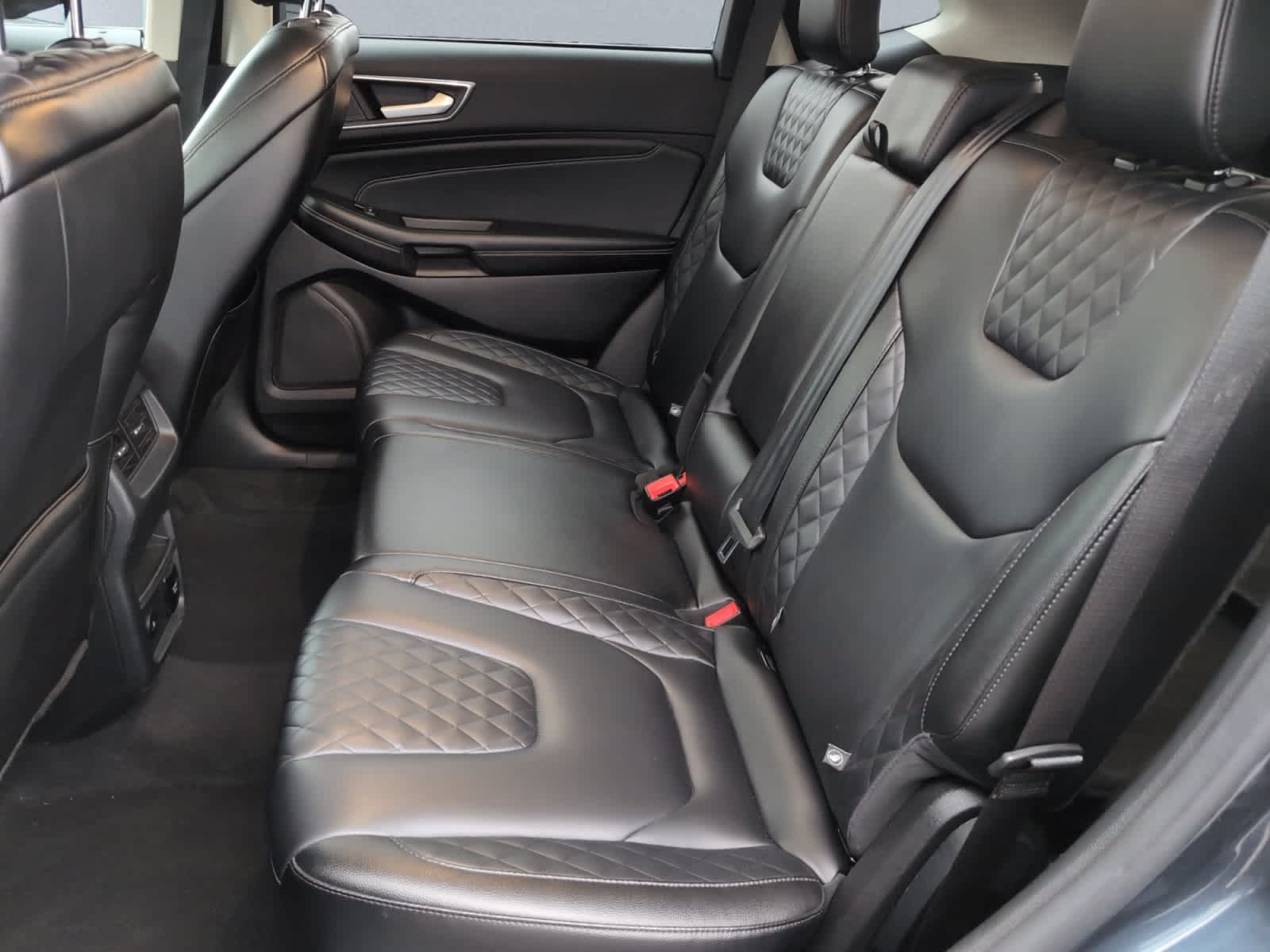 used 2024 Ford Edge car, priced at $23,898