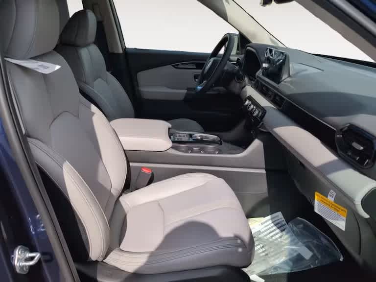 new 2025 Honda Pilot car, priced at $47,825