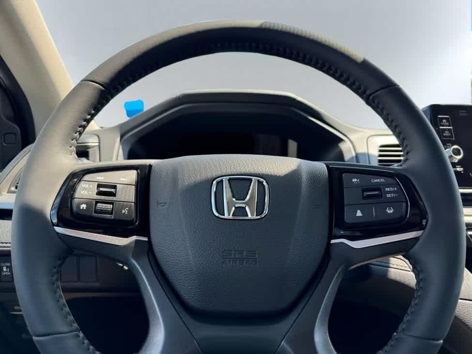 new 2026 Honda Odyssey car, priced at $44,290