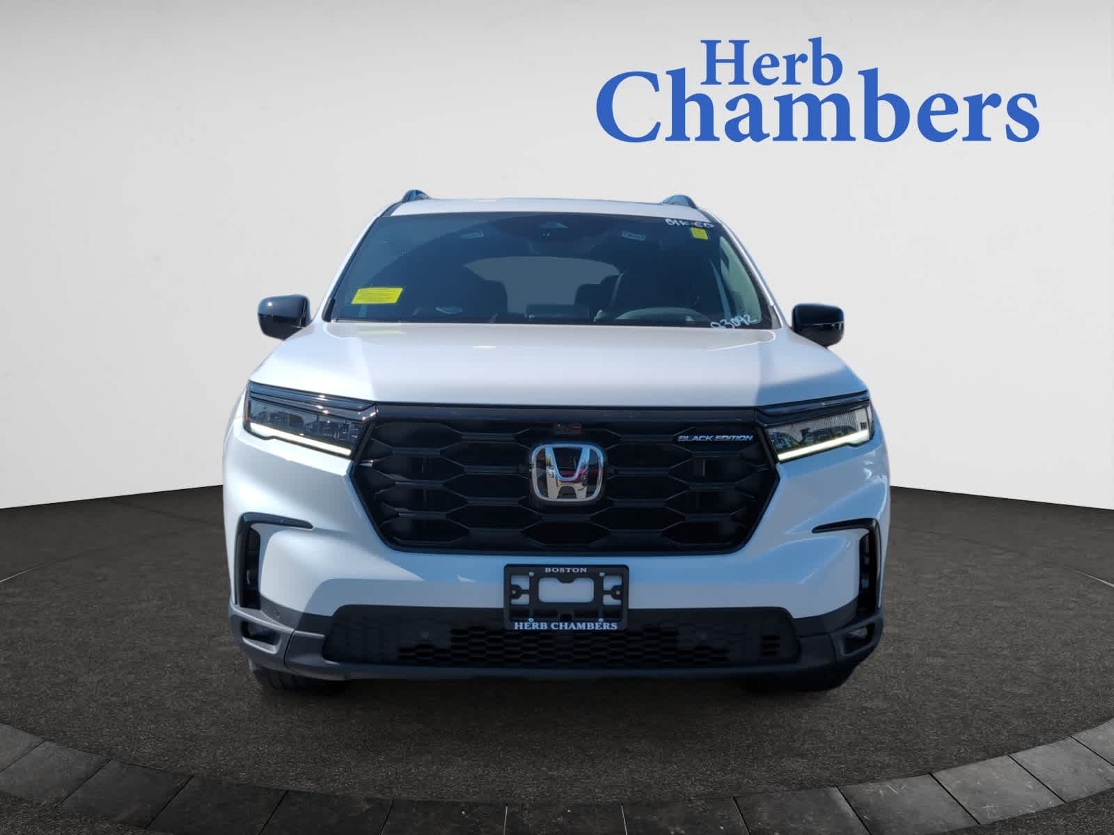 2025 Honda Pilot Black Edition photo 2