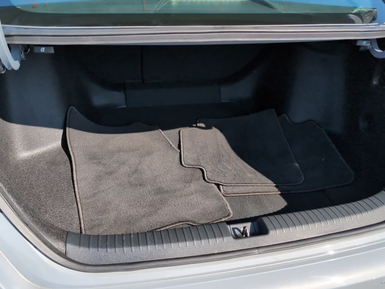 2023 Honda Accord Hybrid EX-L photo 4