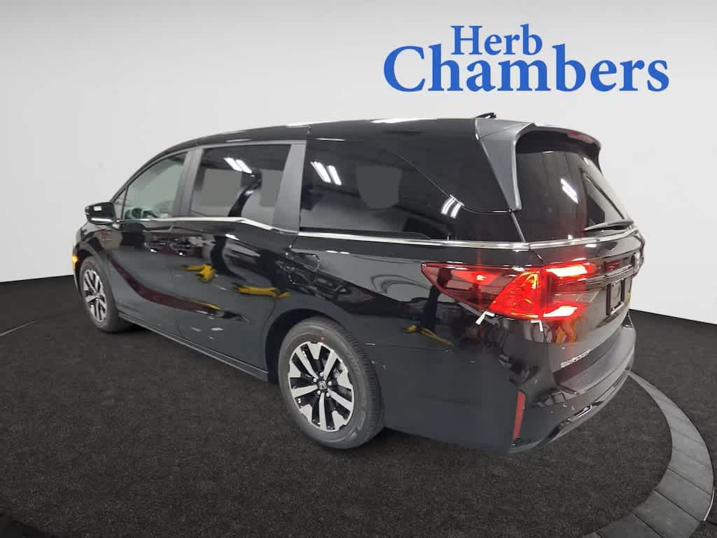 2026 Honda Odyssey EX-L photo 3