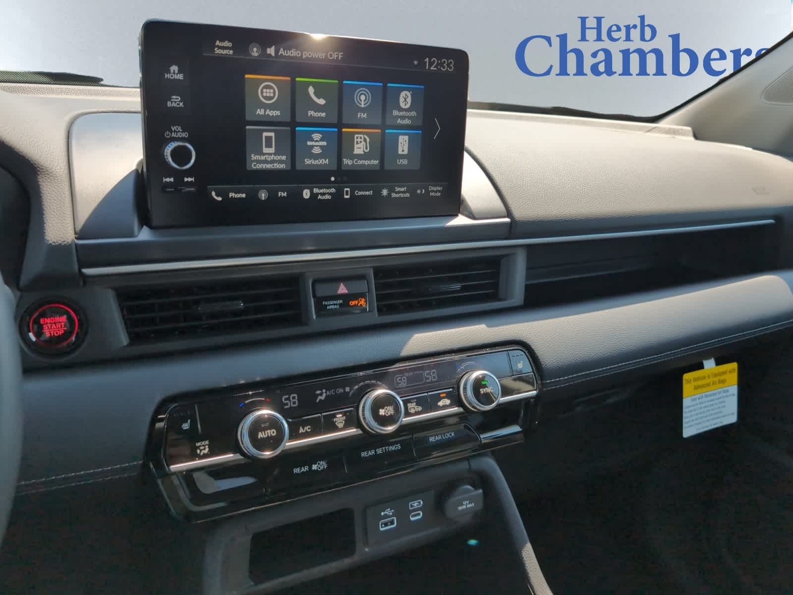 new 2025 Honda Pilot car, priced at $47,550