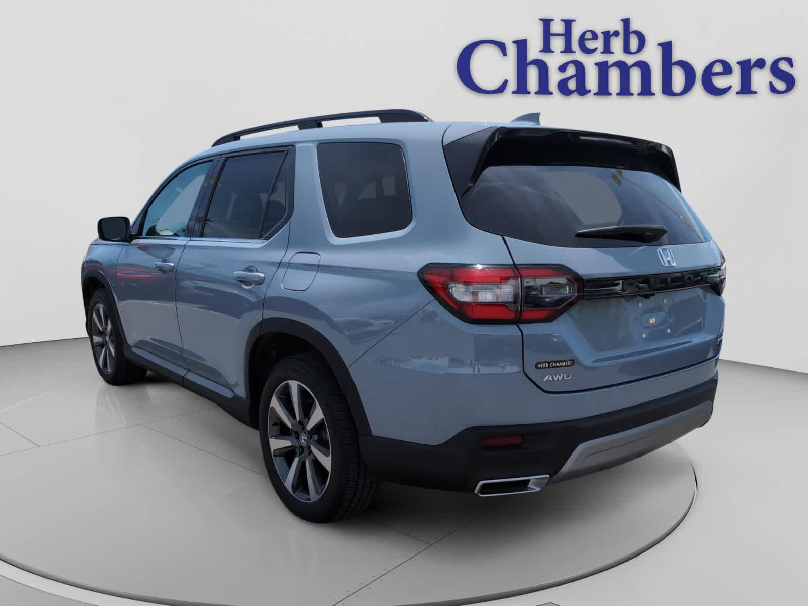 used 2025 Honda Pilot car, priced at $44,420