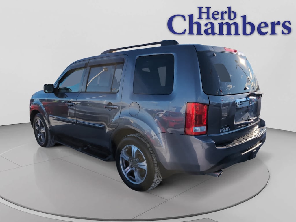 Used 2015 Honda Pilot SE AWD SUV