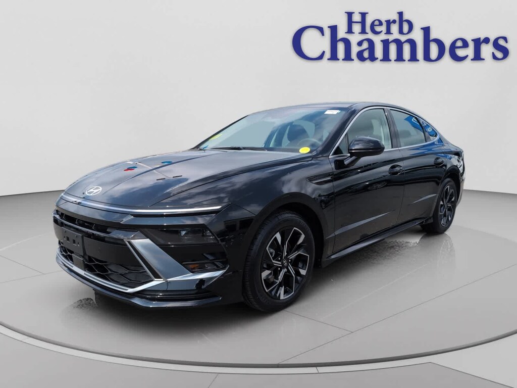 Used 2024 Hyundai Sonata SEL Sedan