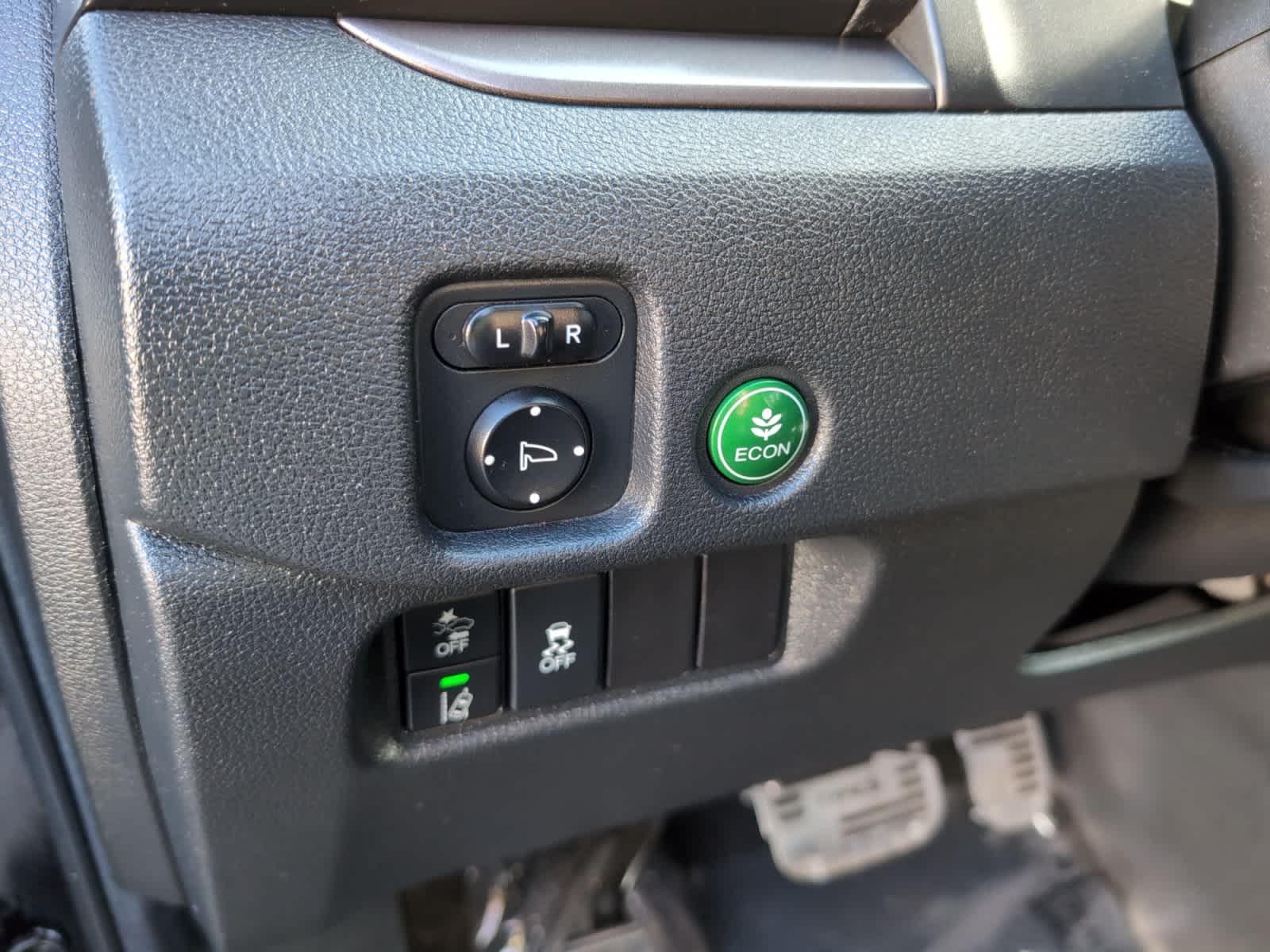 used 2021 Honda Pilot car, priced at $24,498