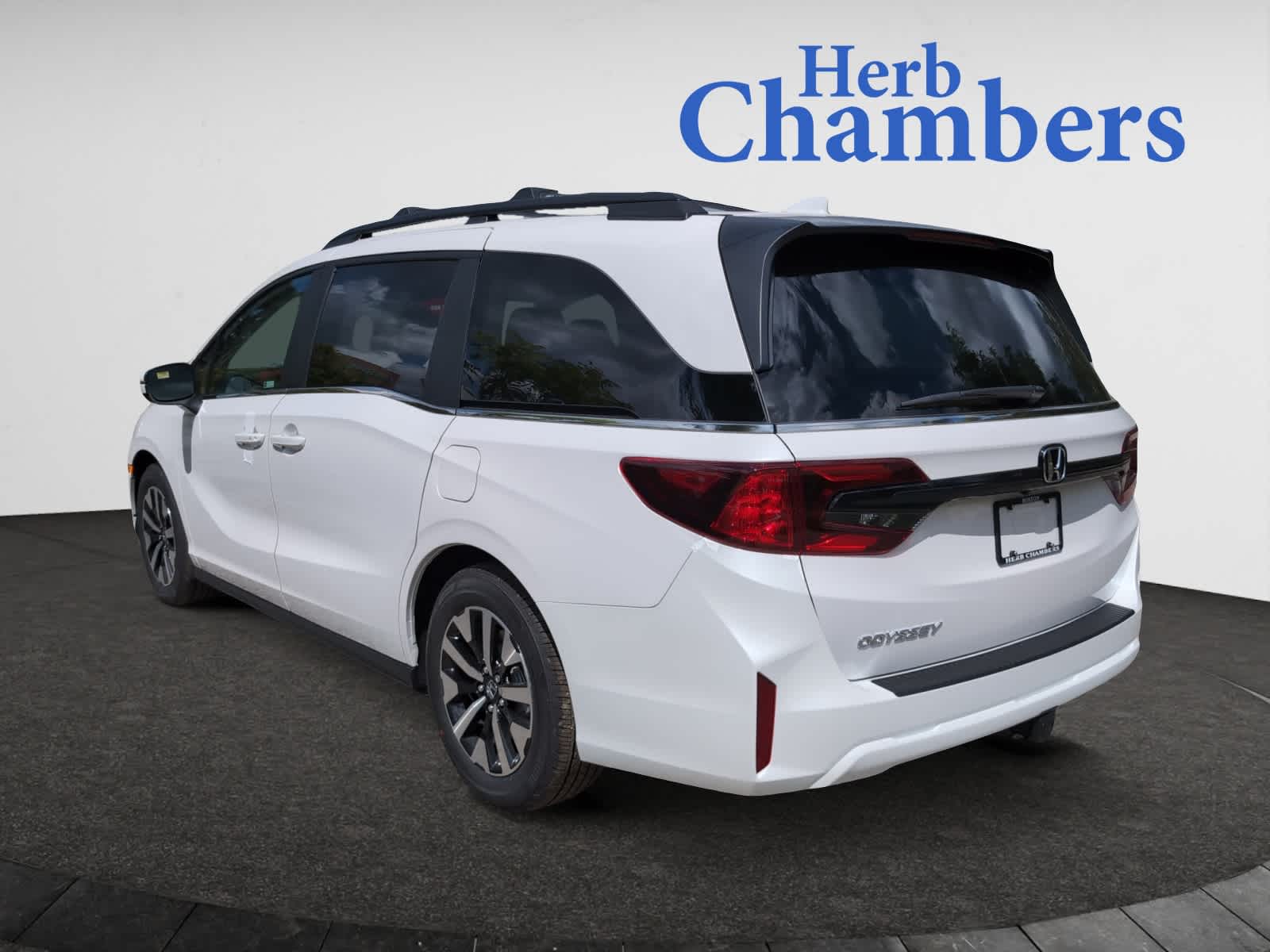 2026 Honda Odyssey EX-L photo 3