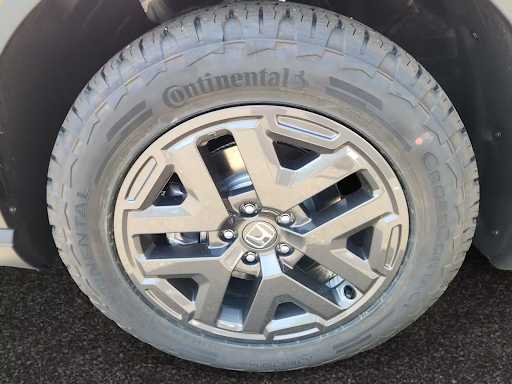 new 2026 Honda CR-V Hybrid car, priced at $40,705